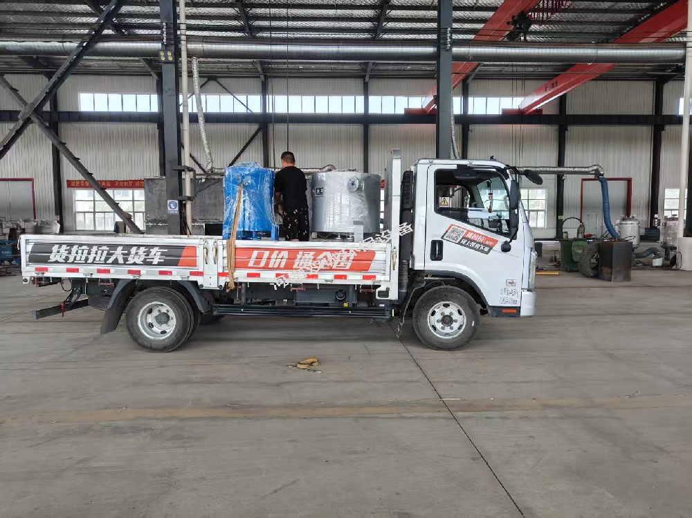 2025.07.24-河南某醫藥科技股份有限公司10平方30平方螺旋板換熱器發貨